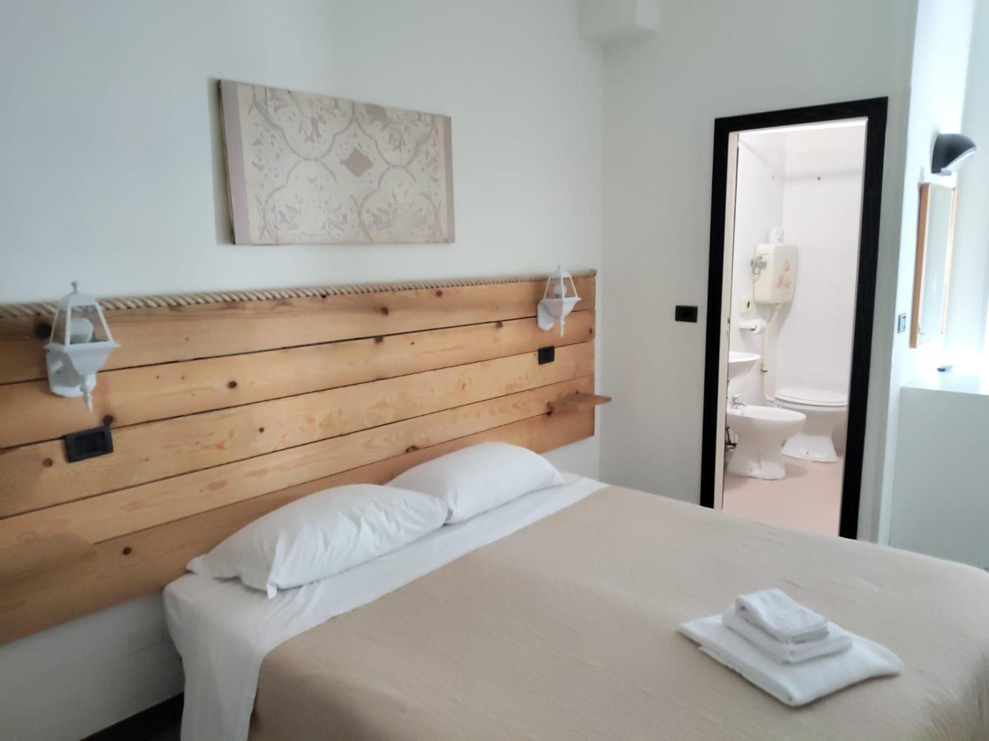 Hotel Garisenda B&B - In Centro A Riccione - Bagian luar foto