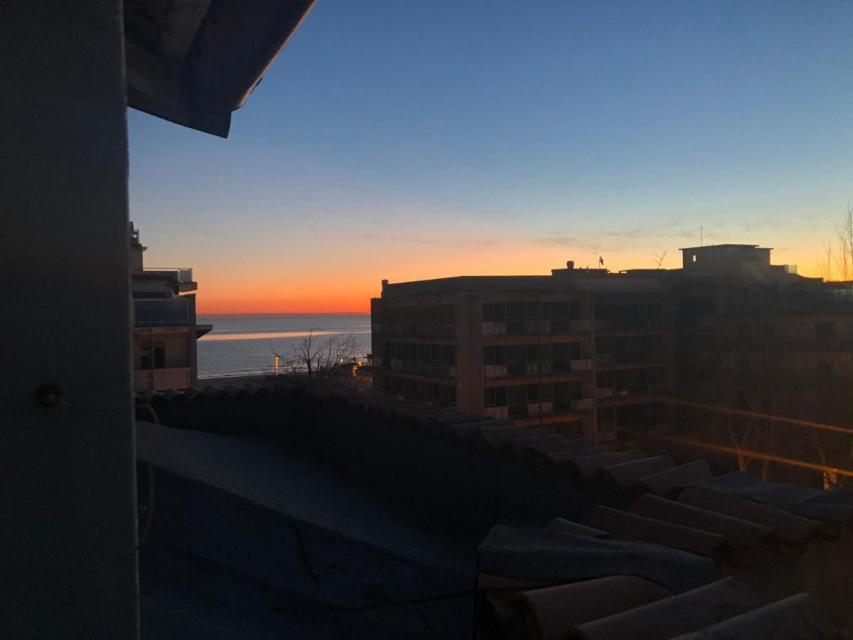 Hotel Garisenda B&B - In Centro A Riccione - Bagian luar foto